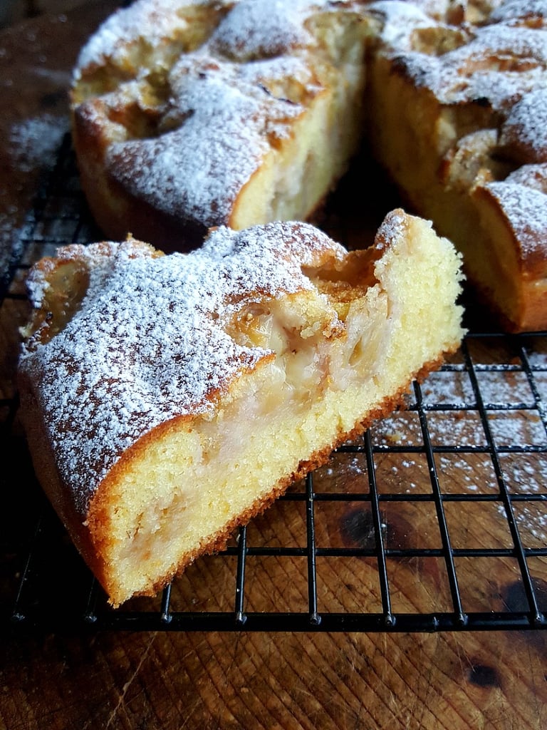 Feijoa Cake