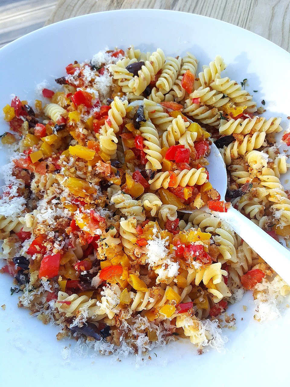 Rigatoni with Peppers & Olives