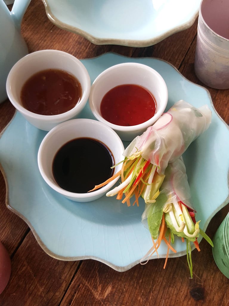 Rice paper rolls with crisp vegetables