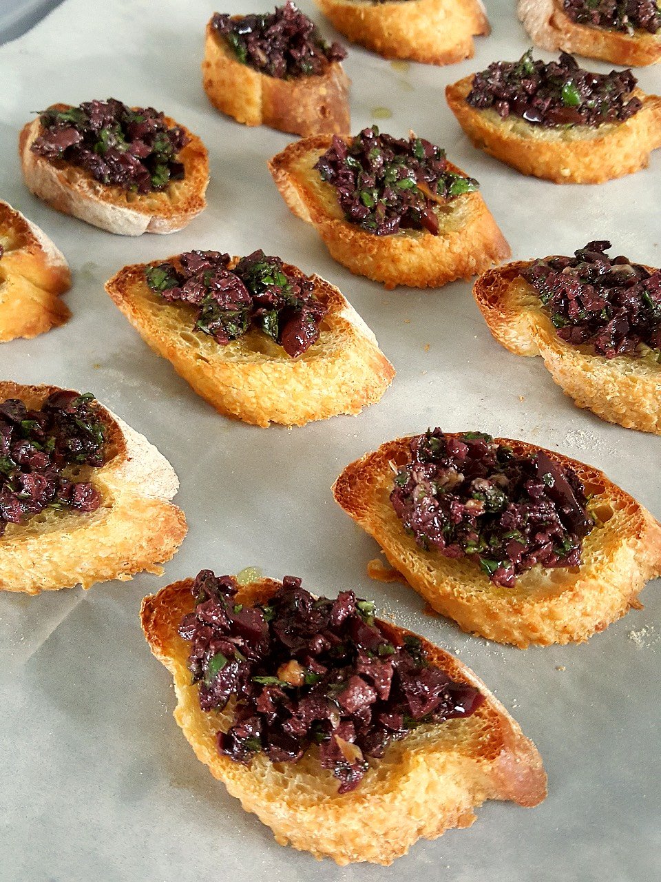 Bring on the umami with roasted garlic & olive croutes