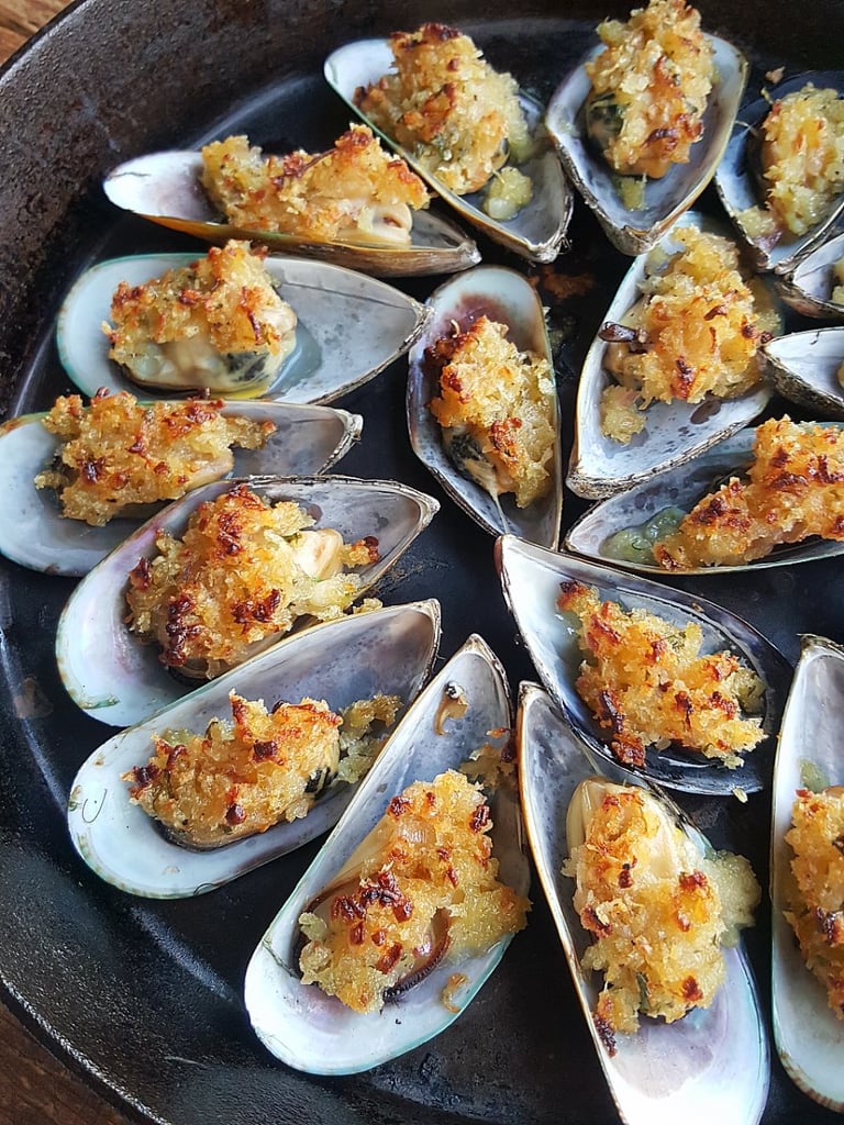 Grilled Garlic Mussels