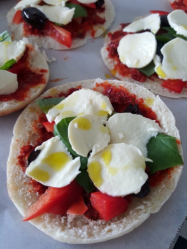 Pita Pizza