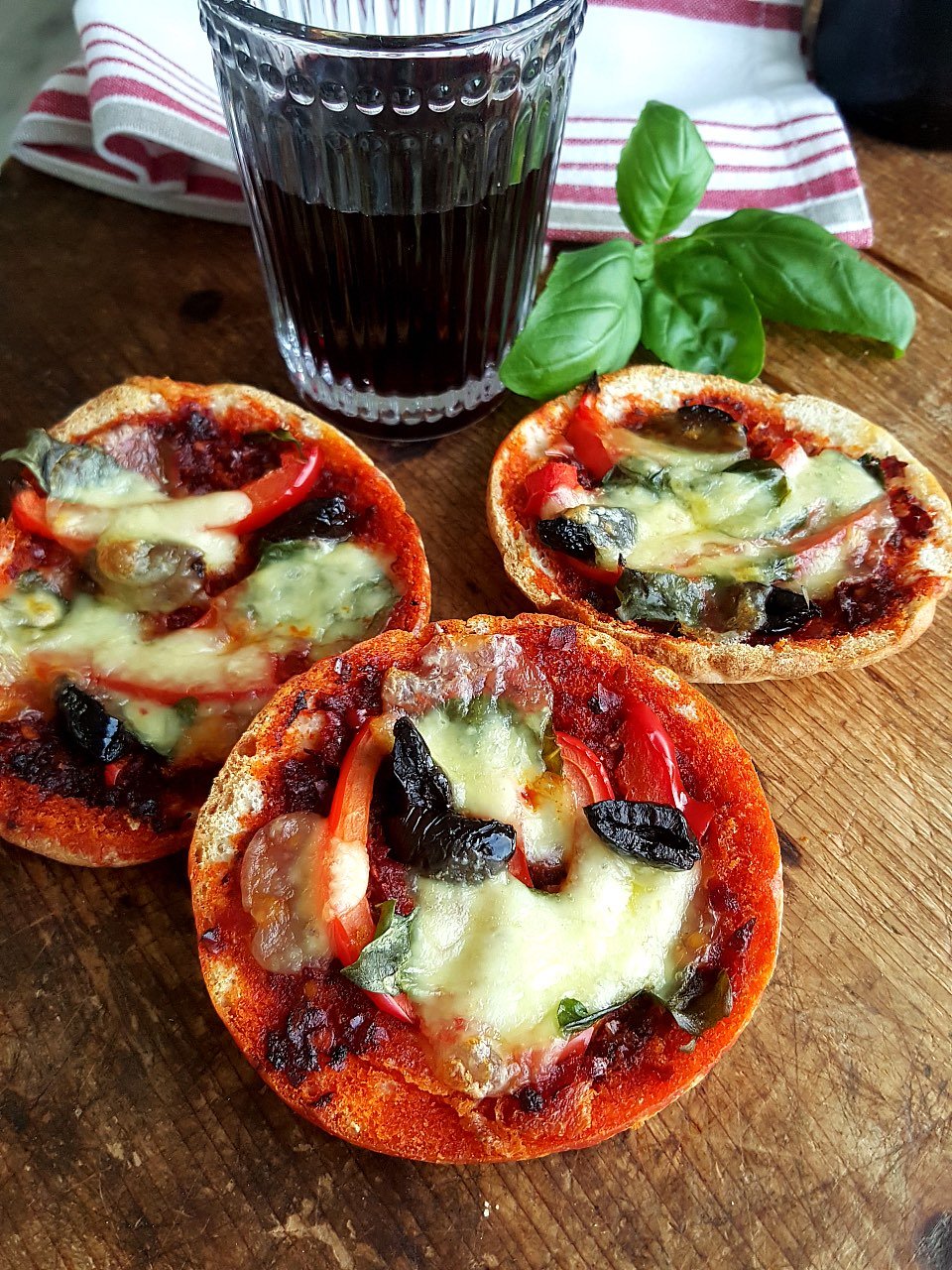 Pita Pizza