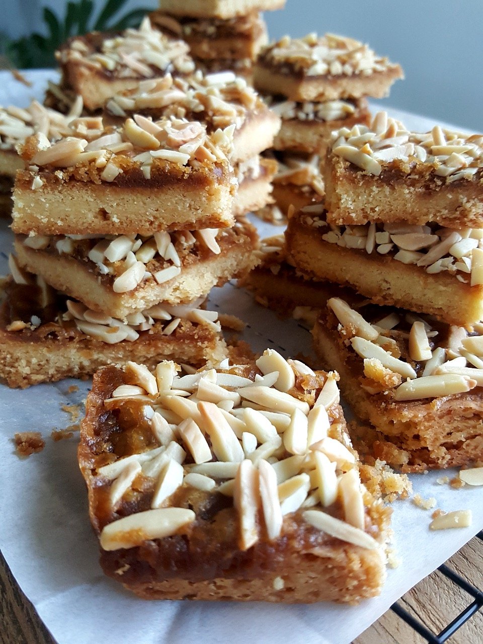 Almond & Brown Sugar Slice