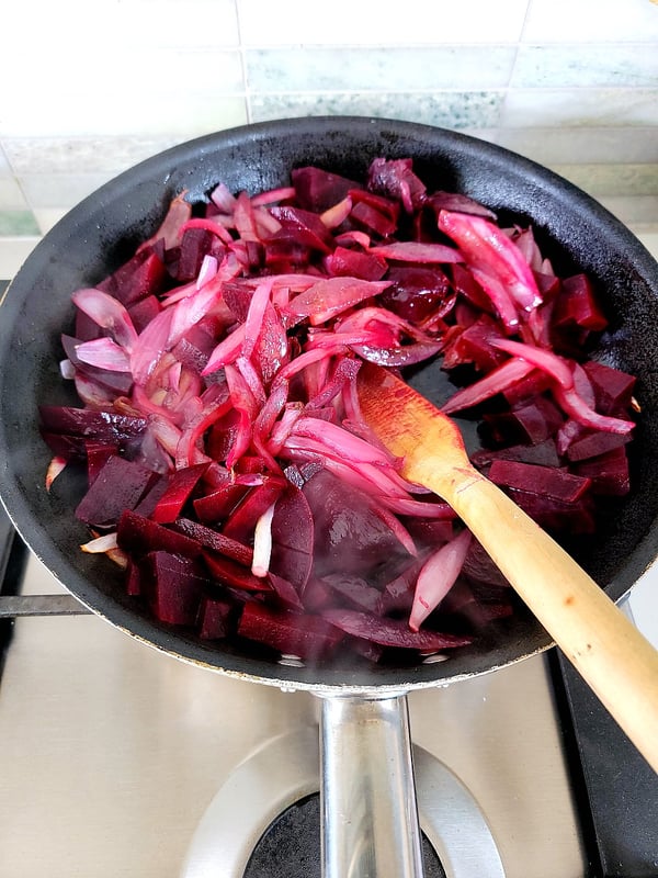 Beetroot & red Onion Filo Pie