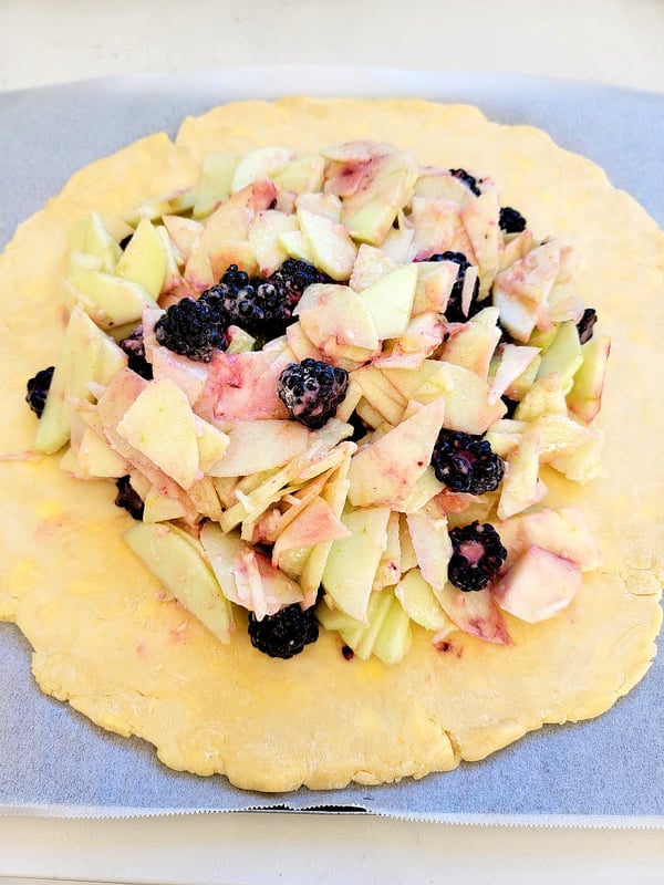Apple & Blackberry Tart