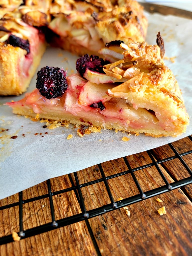 Apple & Blackberry Tart