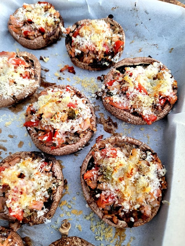 Mushrooms Stuffed with Ham & Herbs