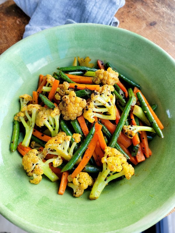 Spicy Fried Vegetables with Mustard Seeds