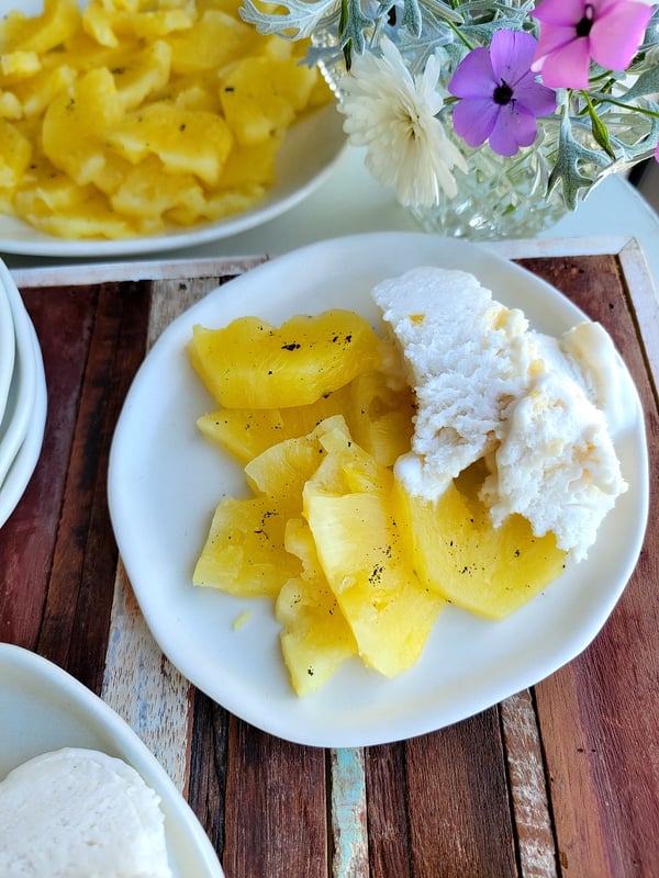 Pineapple in Vanilla Syrup