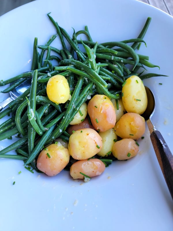 Hot-smoked Salmon Summer Salad