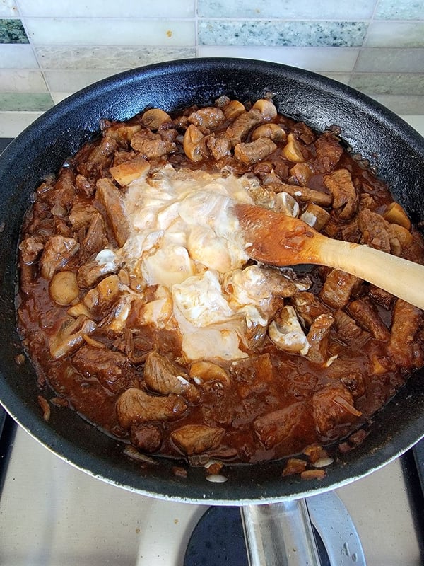 Beef & Mushroom Stroganoff