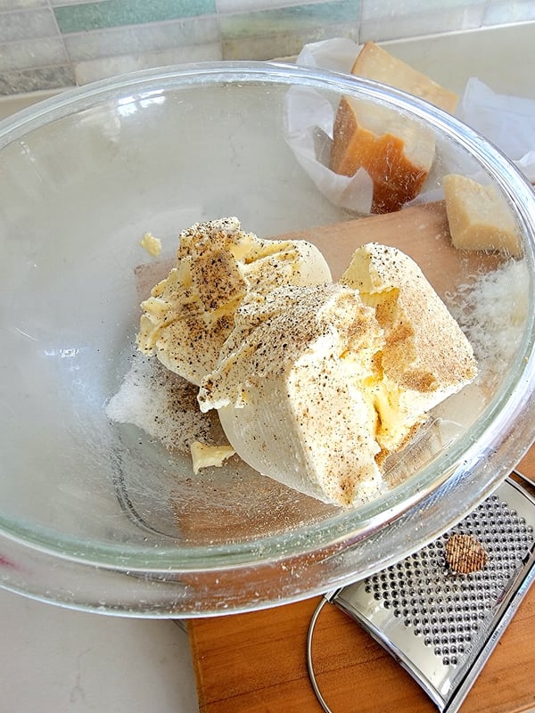Ricotta & Spinach Crêpes