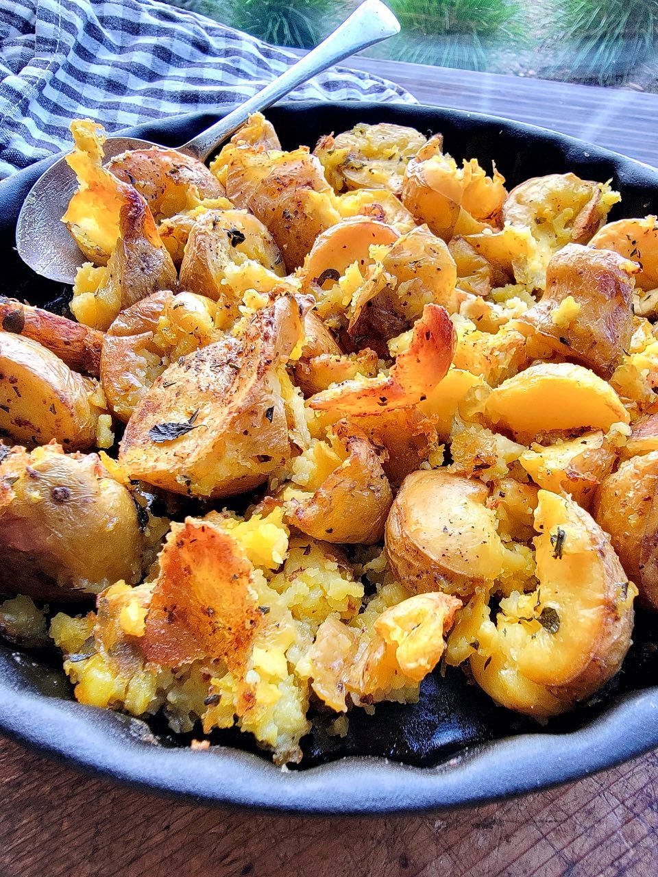 Golden Smashed Potatoes
