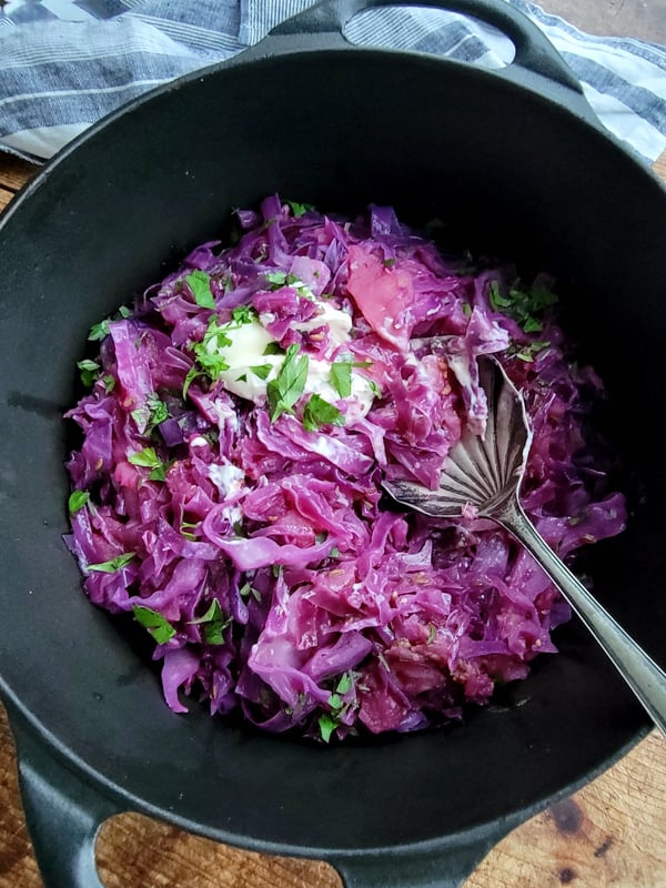 Red Cabbage with Apple
