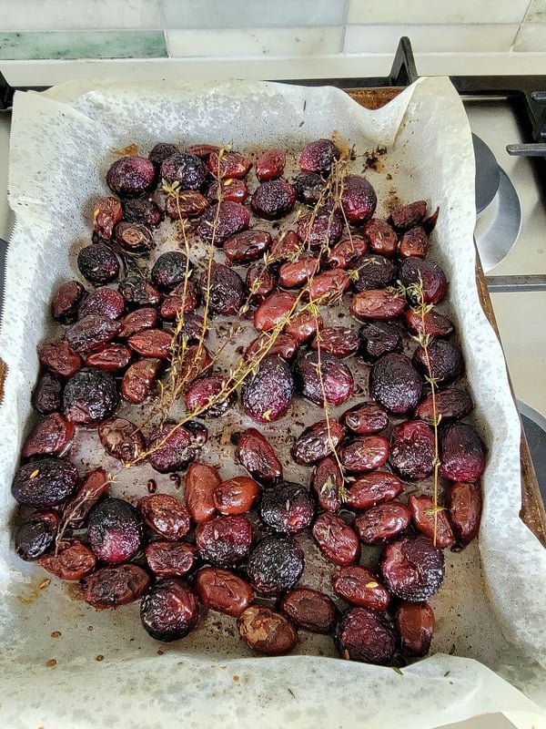 Roasted Red Grapes & Kalamata Olives