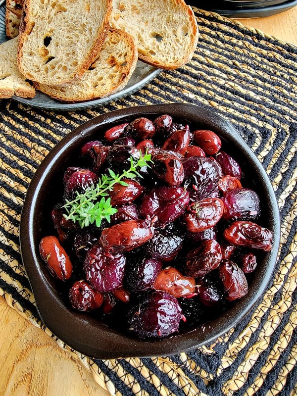 Roasted Red Grapes & Kalamata Olives