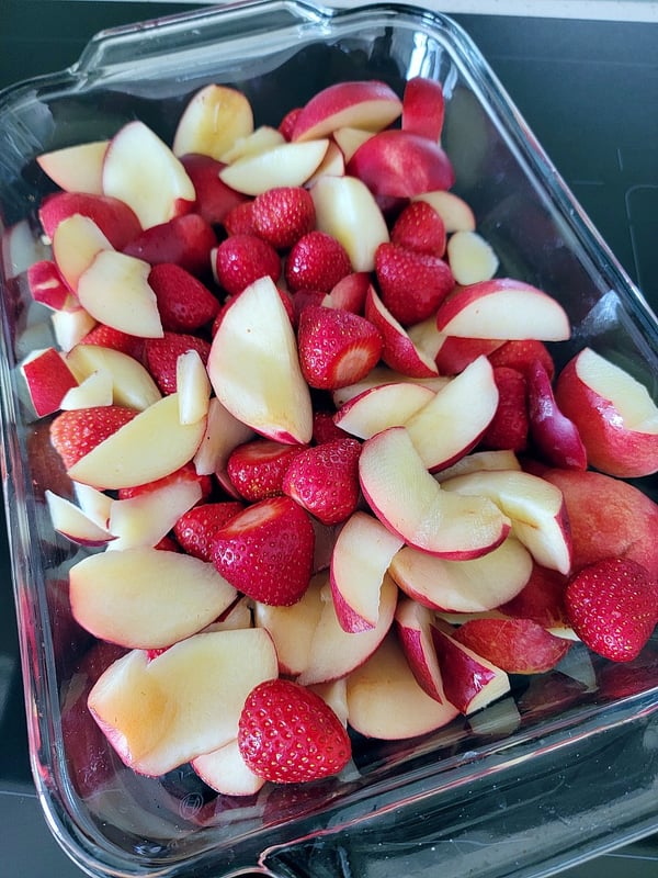 Strawberry & White Nectarine Crumble