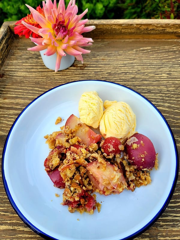 Strawberry & White Nectarine Crumble