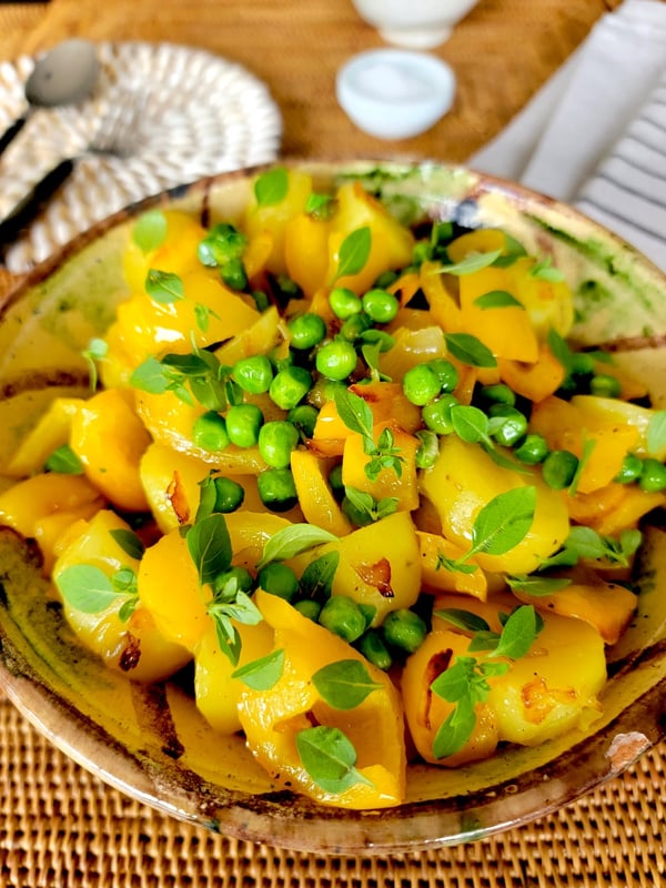Stewed Yellow Peppers & Potatoes
