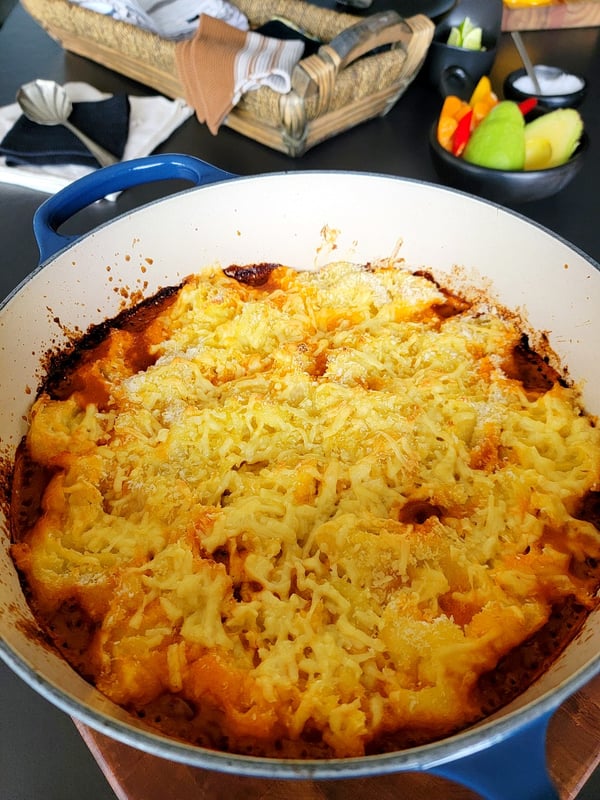 Chilli con Carne with Cheesy Crust