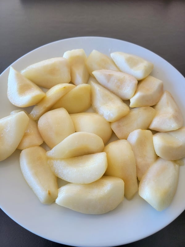 Honeyed Pears in Pink Syrup