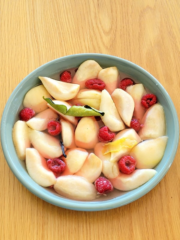 Honeyed Pears in Pink Syrup