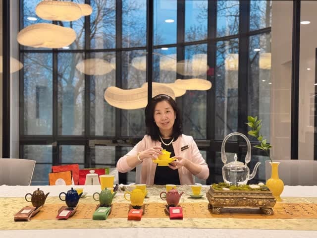 高端女性商業茶會