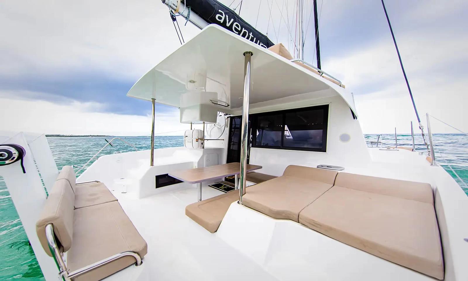 Aventura 34, private charter in Tulum