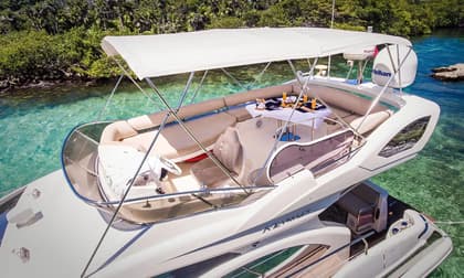 Azimut 43, private charter in Tulum