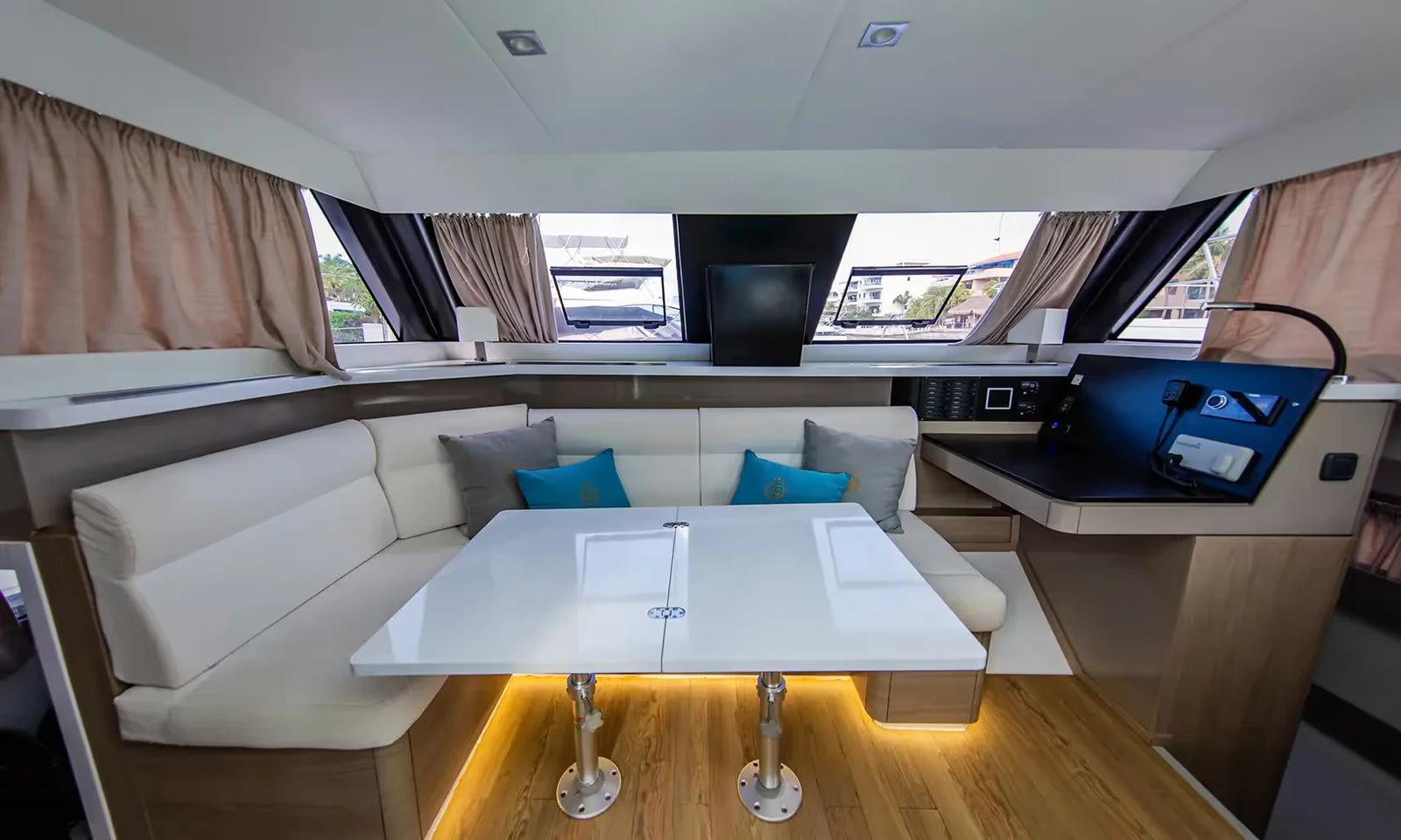 Aventura 34, private charter in Tulum