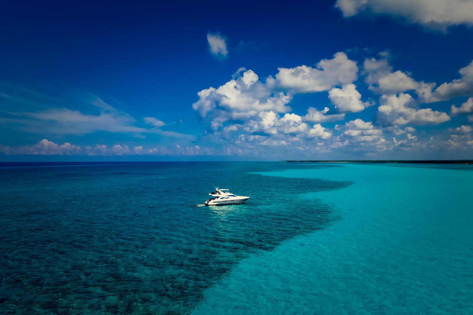 Azimut 58 luxury yacht charter in Tulum