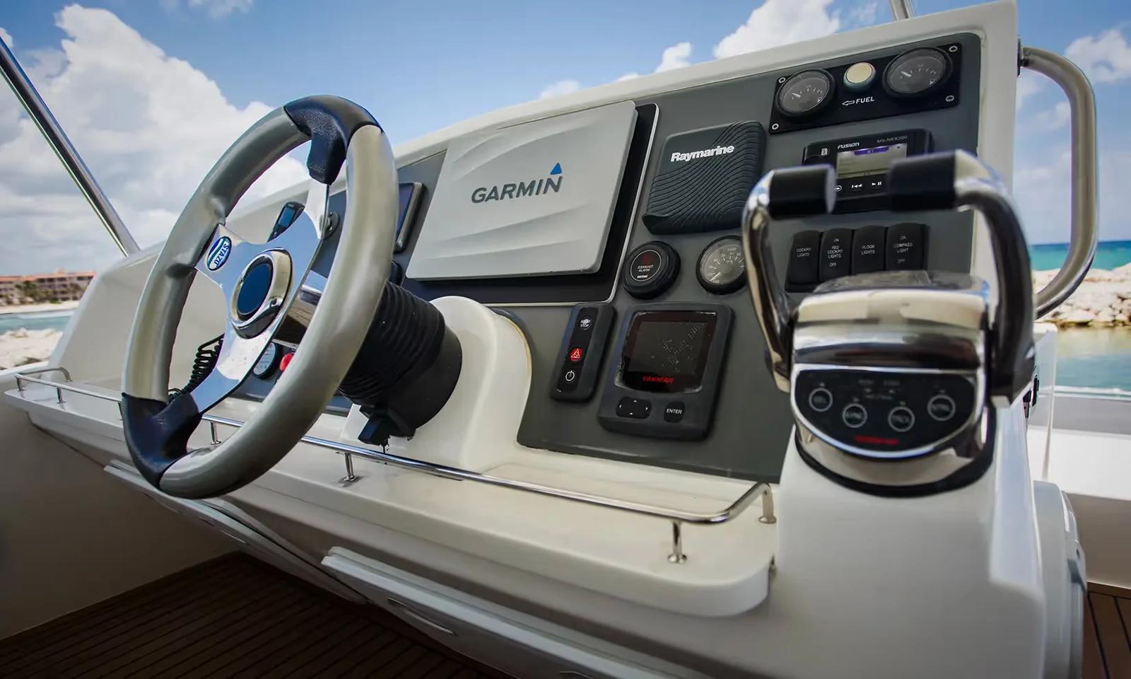 Leopard PowerCat 51, private charter in Tulum