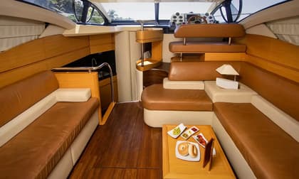 Azimut 43, private charter in Tulum