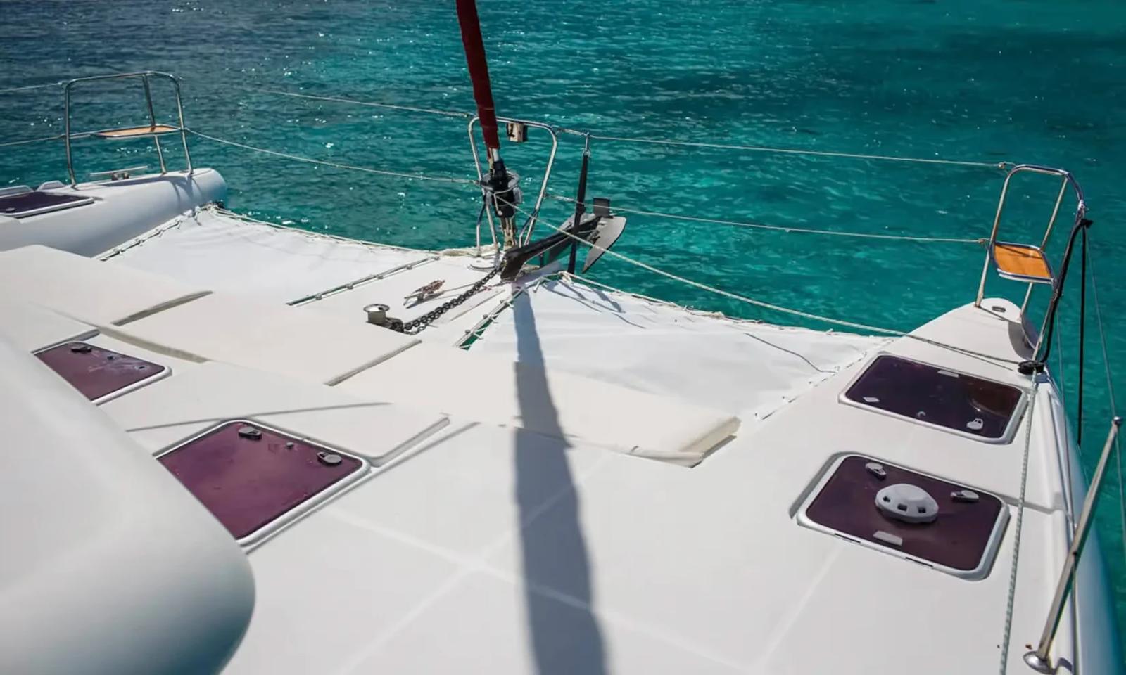Lagoon 42, private charter in Tulum