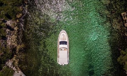 Azimut 43, private charter in Tulum