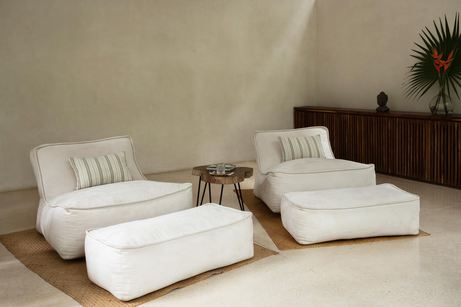 Lounge seating in the clubroom