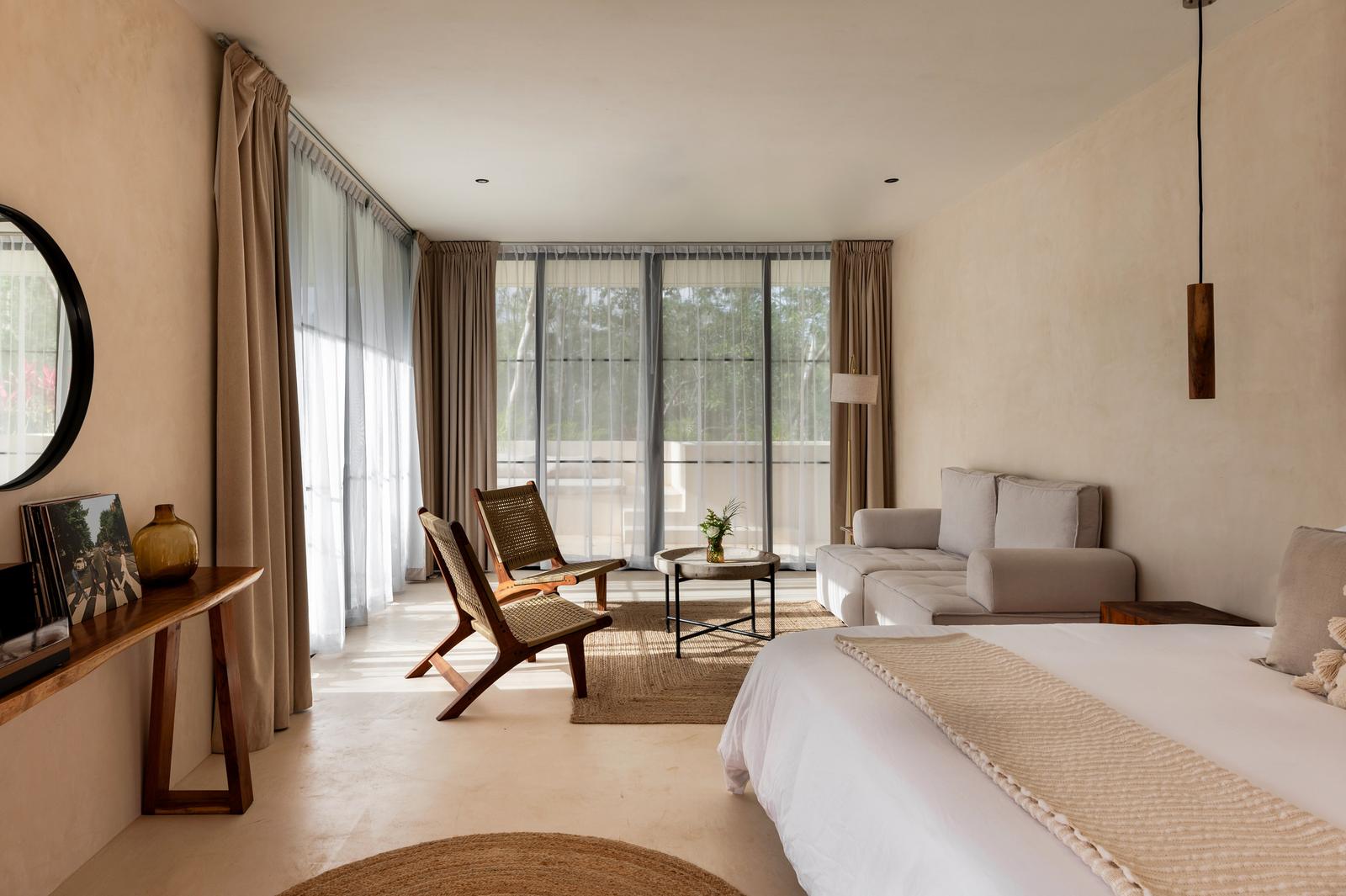 Sitting area in the master suite