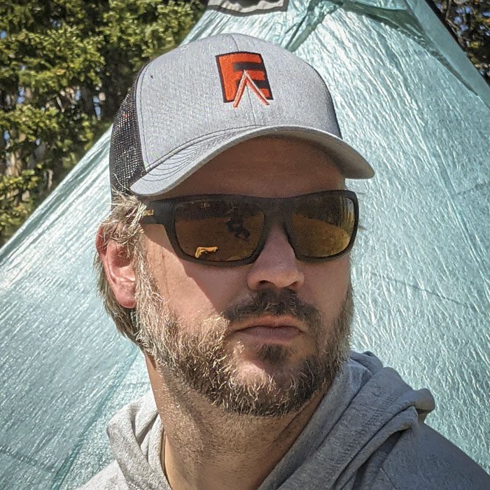 snapback-trucker-cap-heather-grey-black-front-ScottR
