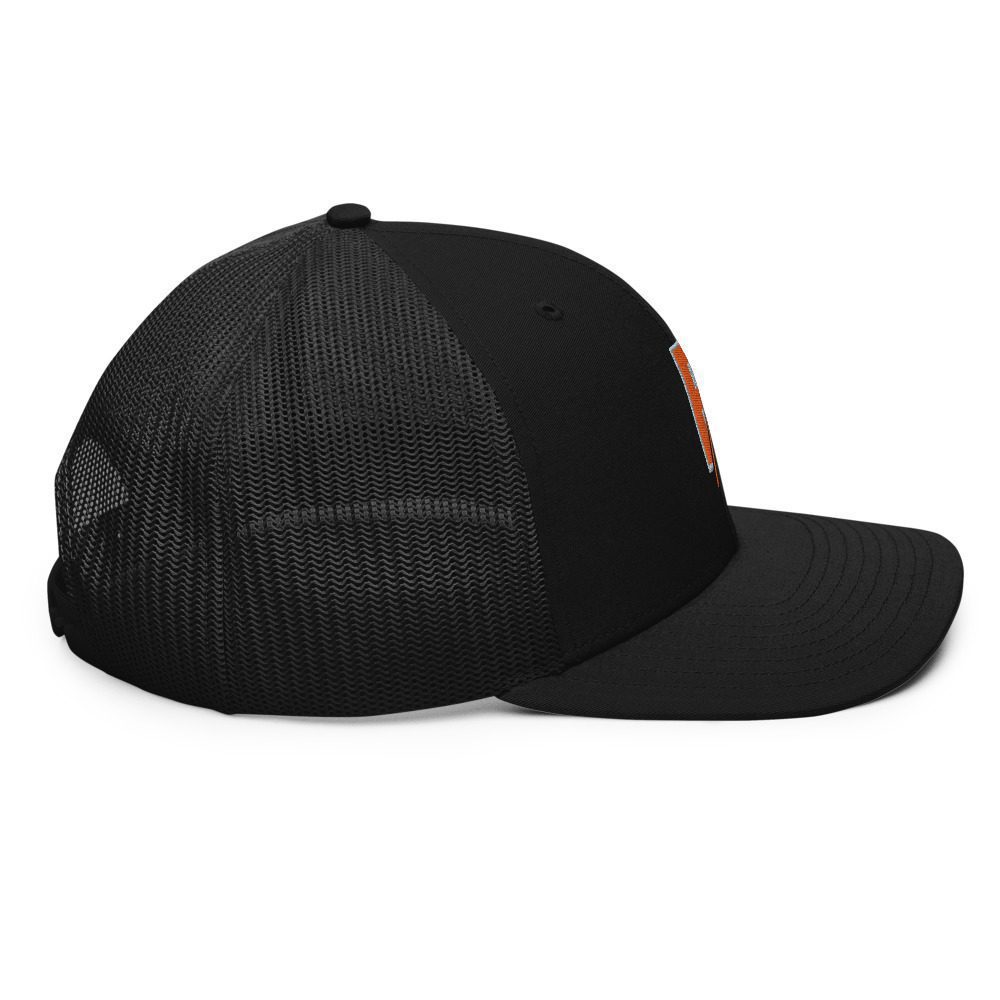 snapback-trucker-cap-black-right-side-617820b6b0a2e