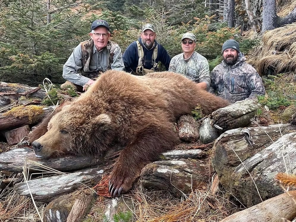 Eastmans-The-Draw-Alaska-Guided-Brown-Bear-Hunts