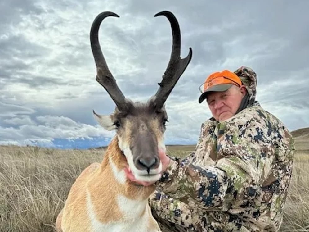 Eastmans-The-Draw-Montana-Wyoming-Premiere-Outfitted-Pronghorn-Antelope-Hunt