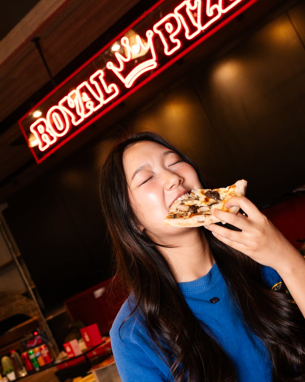 western restaurant content shoot in Bangkok — Royal Pizza