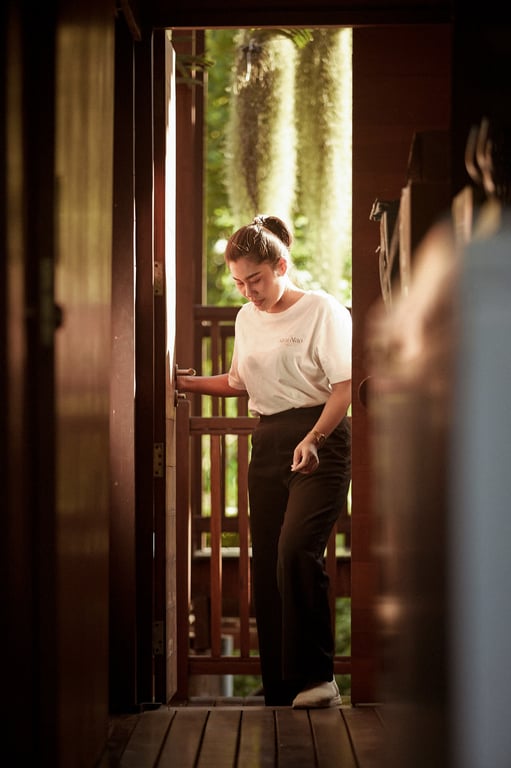 thai restaurant content shoot in Bangkok — Toh Daeng
