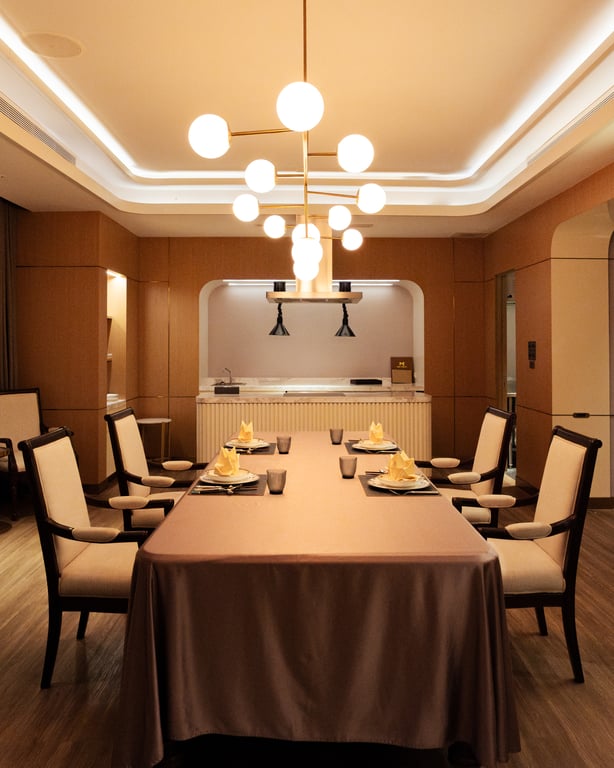 Mans Table photo 5
