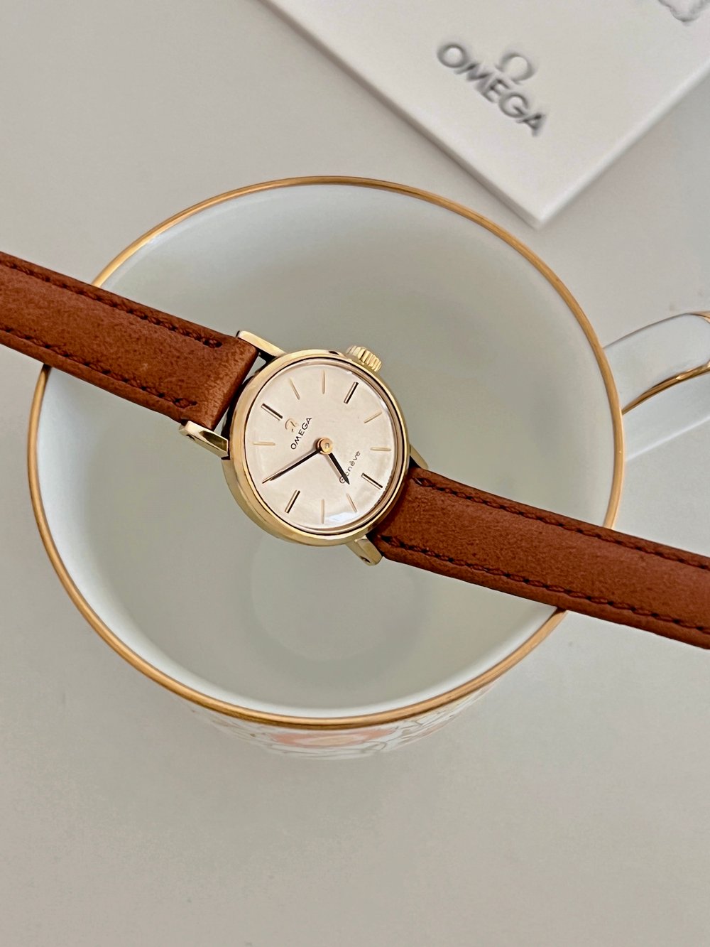 오메가 워치 - 시계