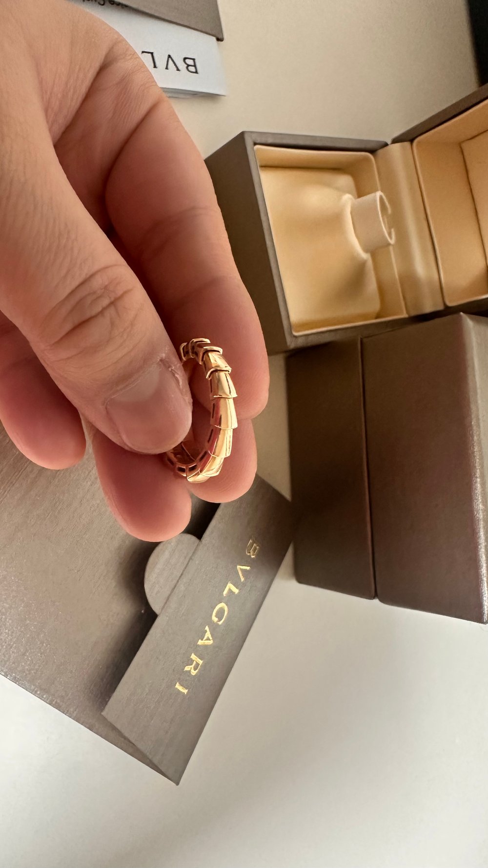 불가리 세르펜티 바이퍼 링