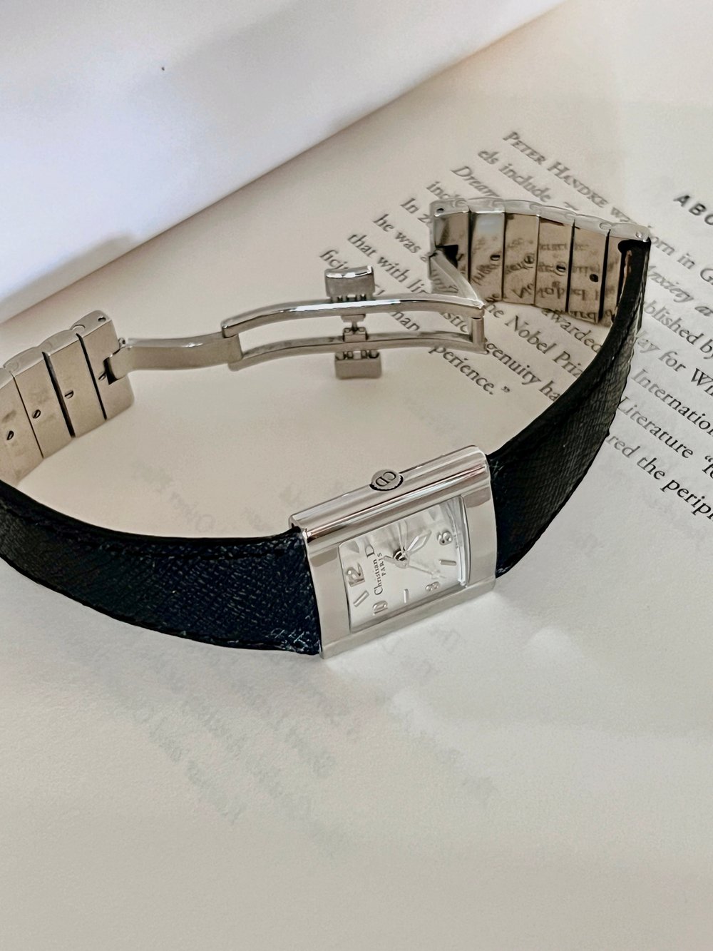 디올 워치 - 시계