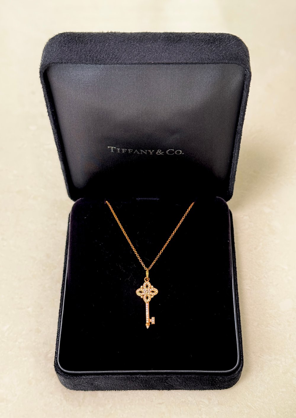 티파니 키 플뢰르 드 리스(체인 40.6cm) 네크리스 - 목걸이