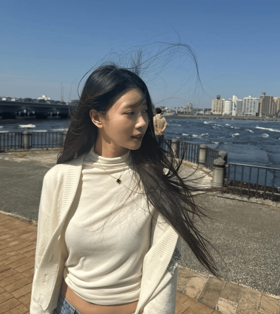클래식은 영원한, 반클리프 알함브라 오닉스 네크리스
